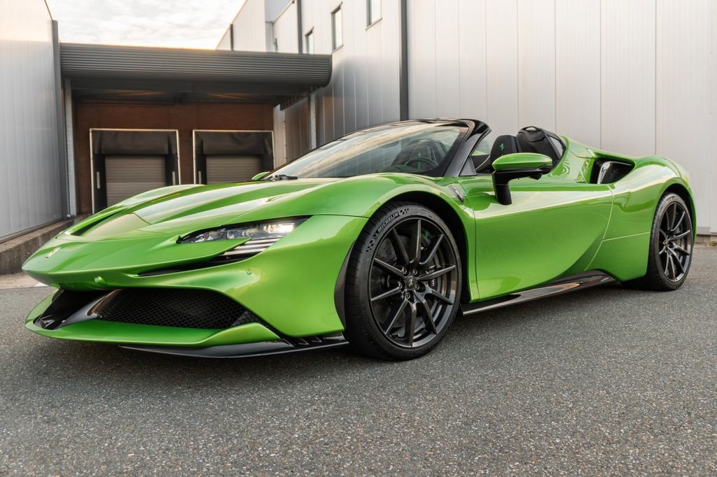 Image of Ferrari SF90