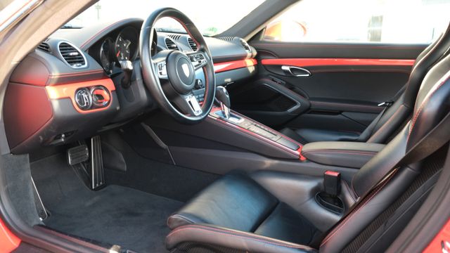 Fahrzeugabbildung Porsche Cayman GTS/Unikat!/Appoved/Chrono/Carbon Schalen