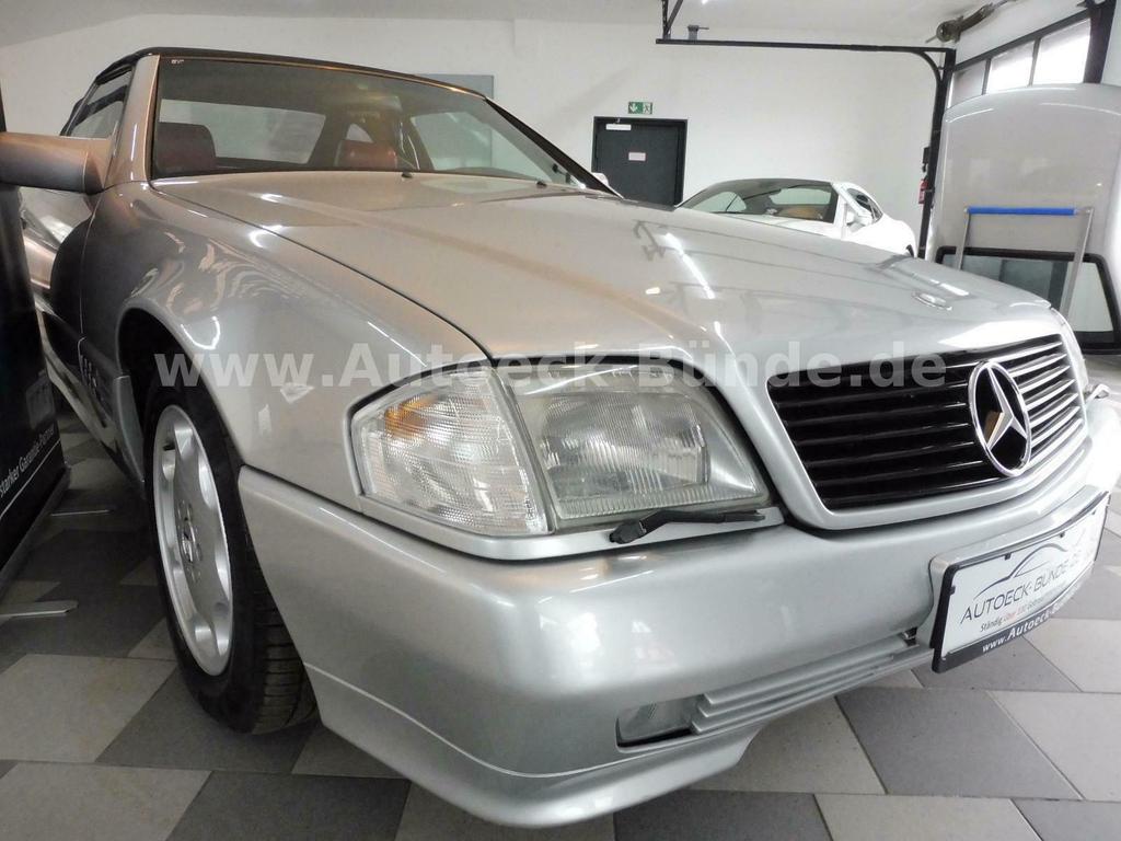 Mercedes-Benz SL 320