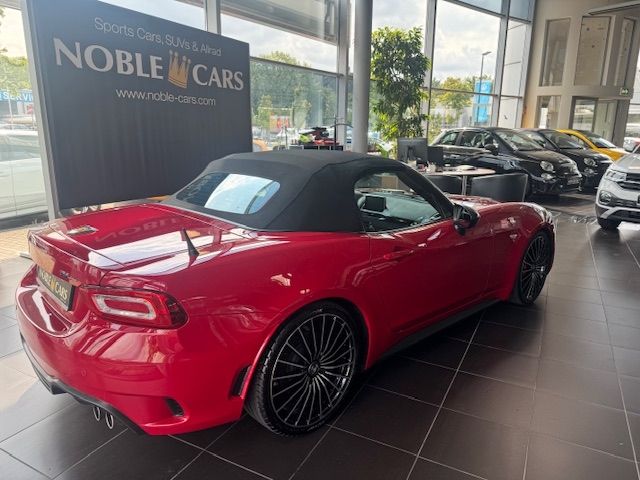 Fahrzeugabbildung Abarth 124 Spider NAVI KLIMA LED LEDER ALU