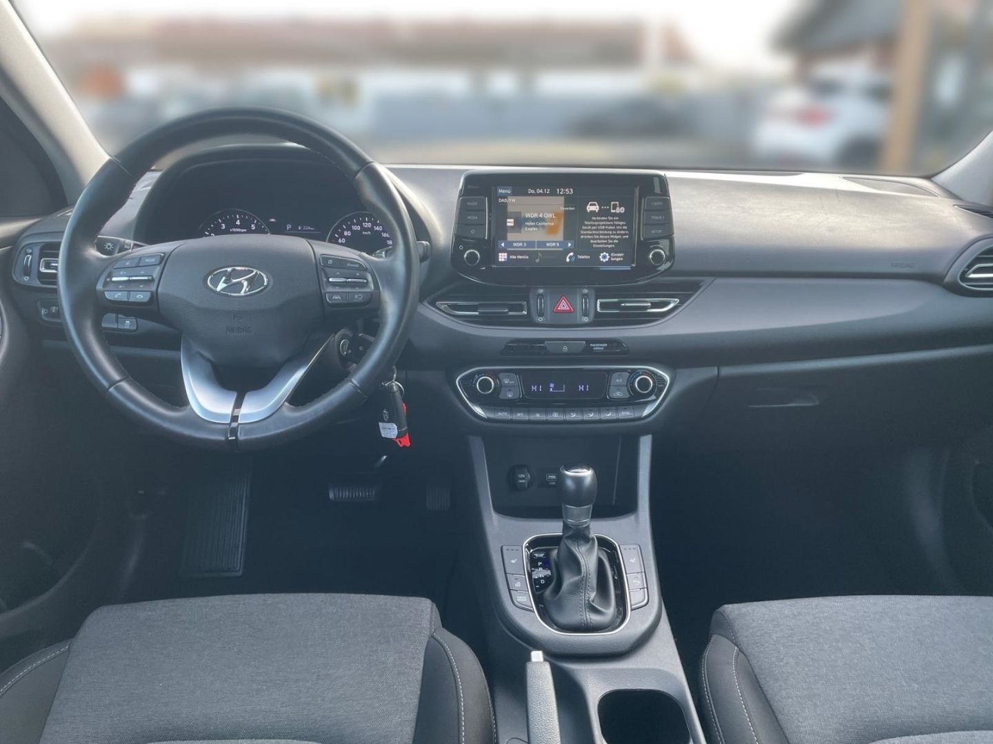 Fahrzeugabbildung Hyundai i30 1.0T Edition 30 DCT Allwetter Sitzheizung