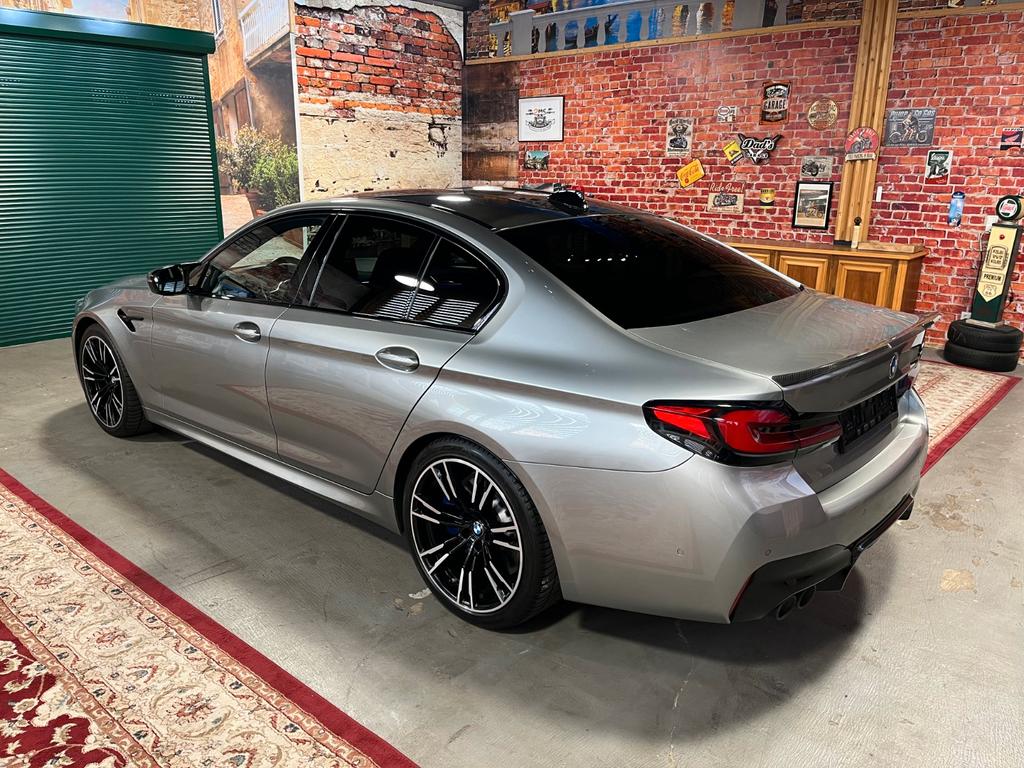 BMW M5