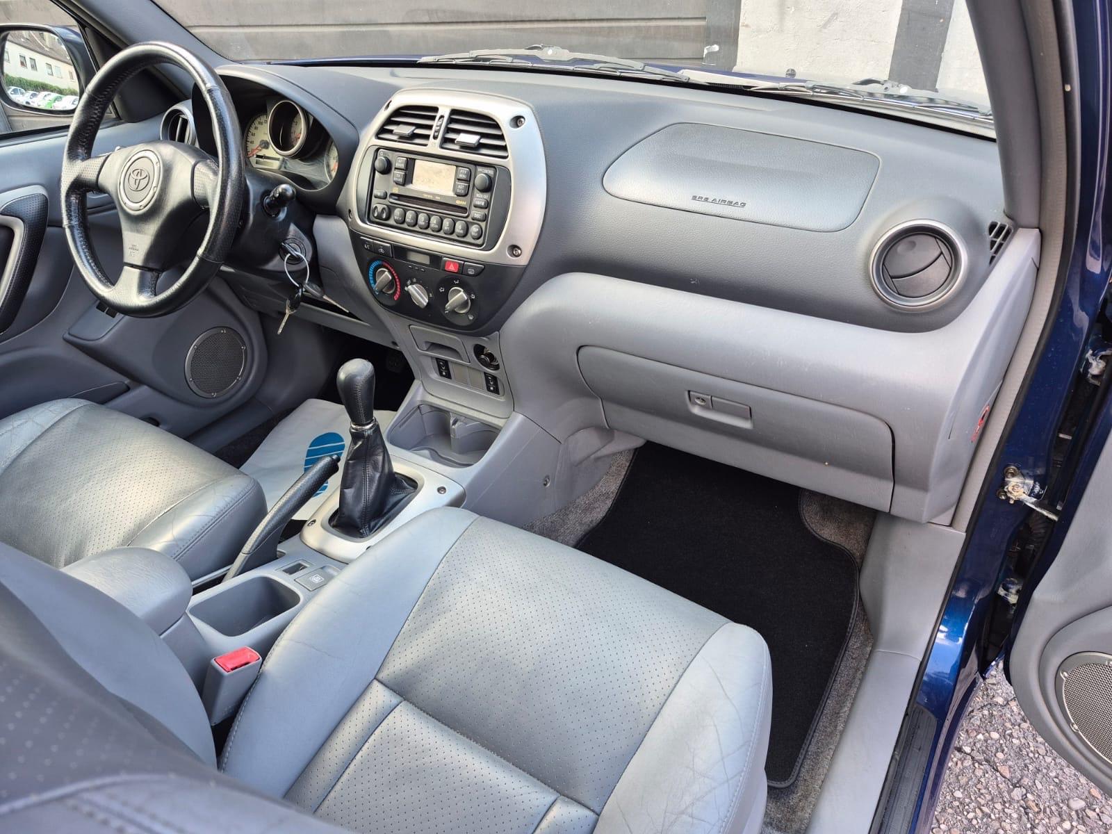 TOYOTA RAV4 - 2.0 4X4 - 150 CV - BVM