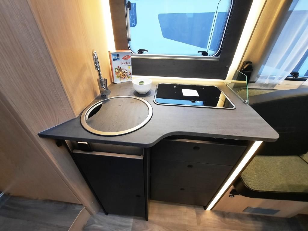 Fahrzeugabbildung Sunlight T 69LC Verfüg./Sparen Sie 3.345,- €