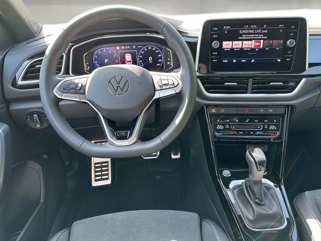 Fahrzeugabbildung Volkswagen T-Roc 1.5TSI DSG R-Line LED+SHZ+GJR+NAV+APP