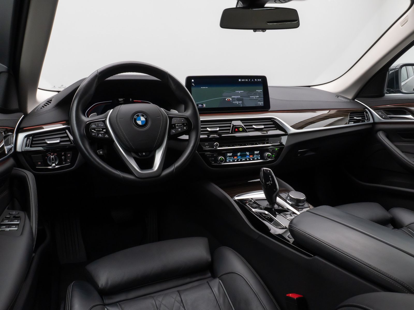 Fahrzeugabbildung BMW 540d xD Luxury Line Laser 360°HUD DAB HiFi AHK