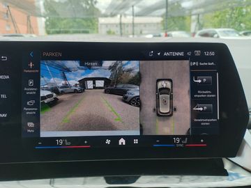 BMW 223i xDrive Active Tourer M Sportpaket Head-Up