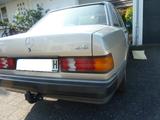 Mercedes-Benz 190e w201 / 2.6  H-Zulassung - Mercedes-Benz 190: 190e