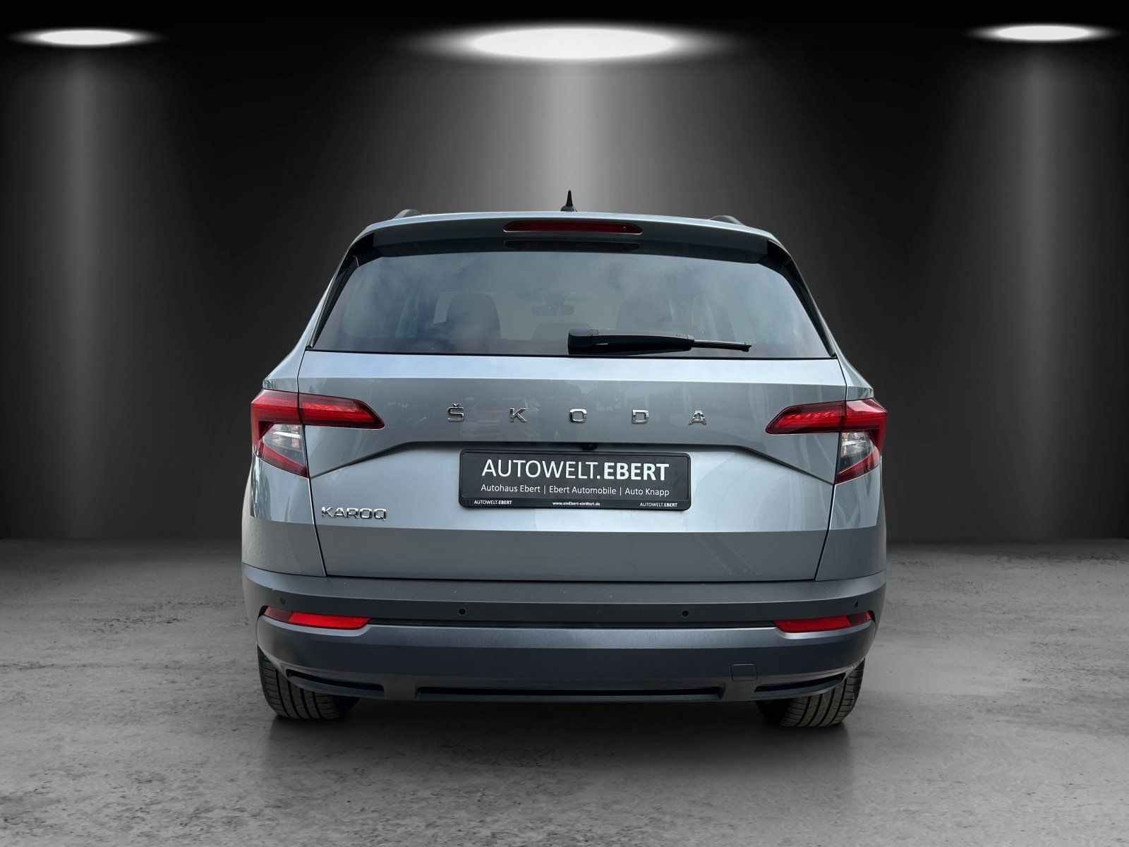 Fahrzeugabbildung SKODA Karoq 1.5 TSI Style Aut./LED/ACC/AHK/NAVI/SHZ/