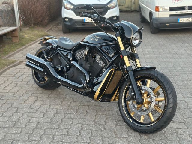 Harley-Davidson VRSCD Night Rod