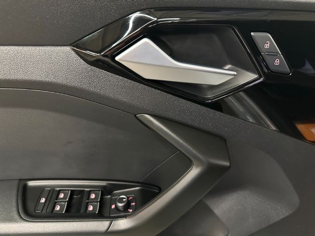 Audi A1 Sportback 25 TFSI advanced *1. Hand*Klima*LED