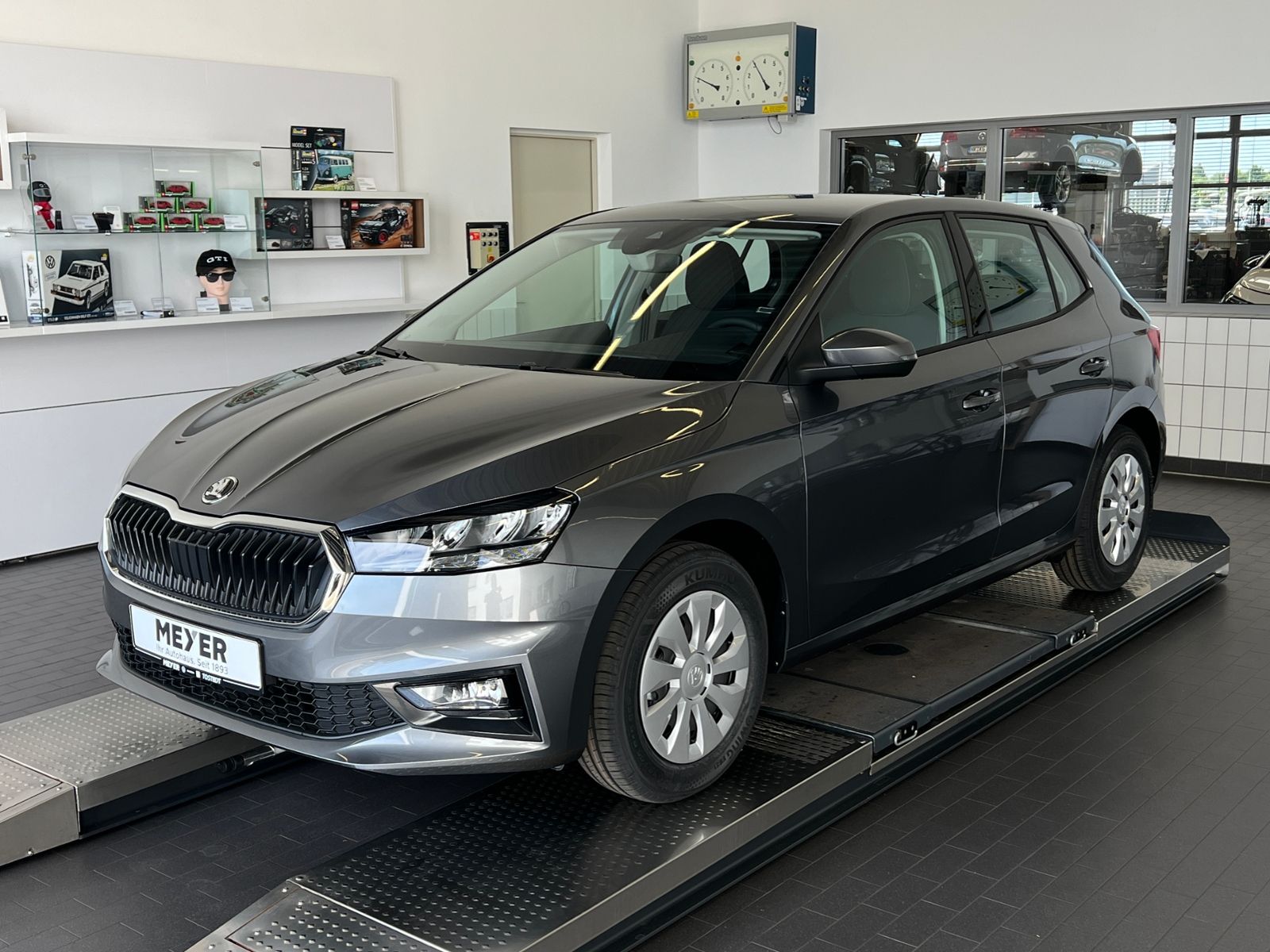 Fahrzeugabbildung SKODA Fabia  Selection 1.0 MPI *Climatronic, LED, Einp