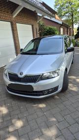 Skoda Rapid 1.2 TSI 77kW Spaceback - silberne Skoda Rapid