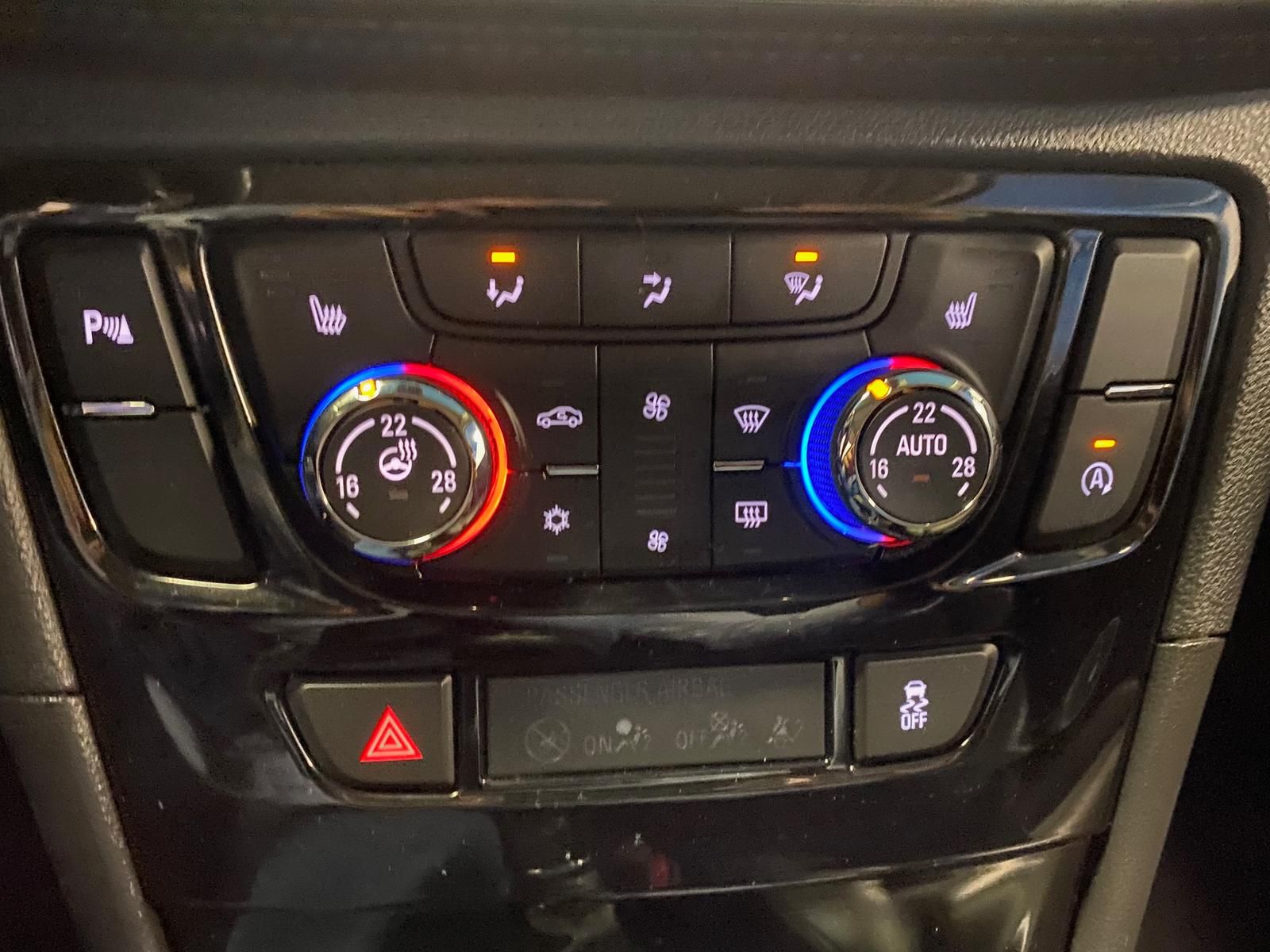 Fahrzeugabbildung Opel Mokka X 1.4 16V Turbo+NAVI+KAMERA+AHK+18"