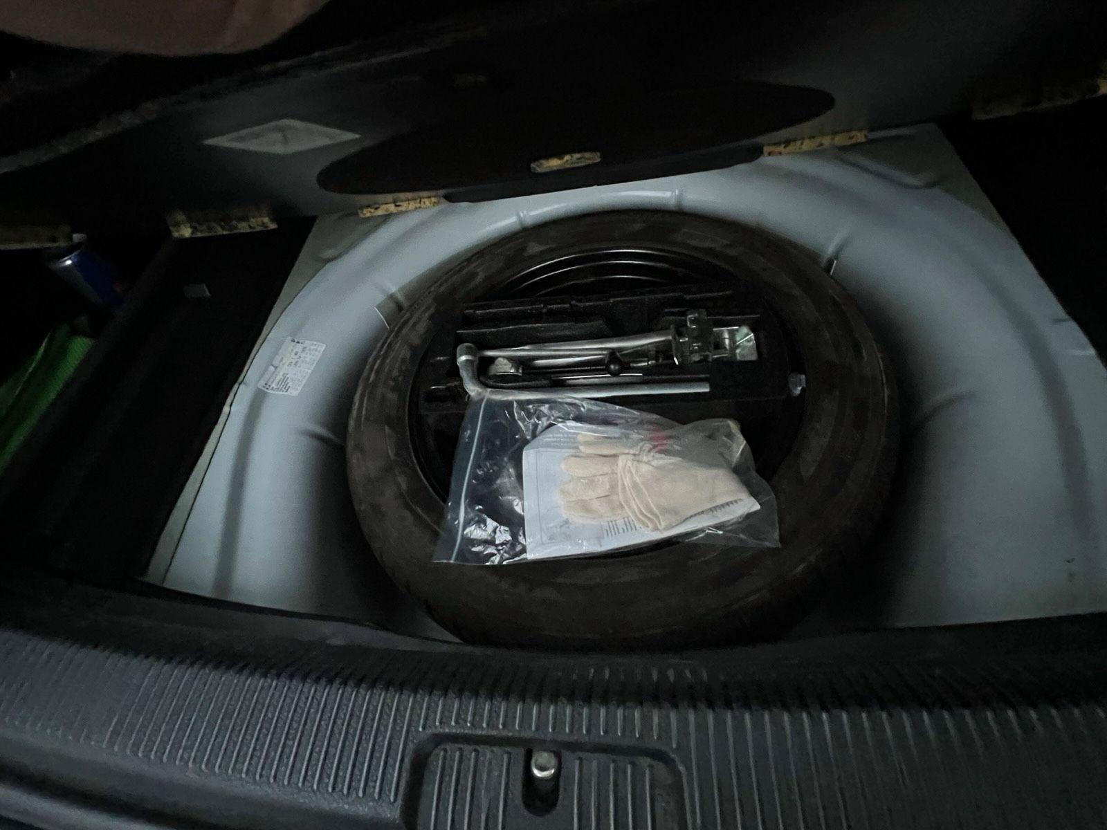 Volkswagen Golf 2012 — photo 9