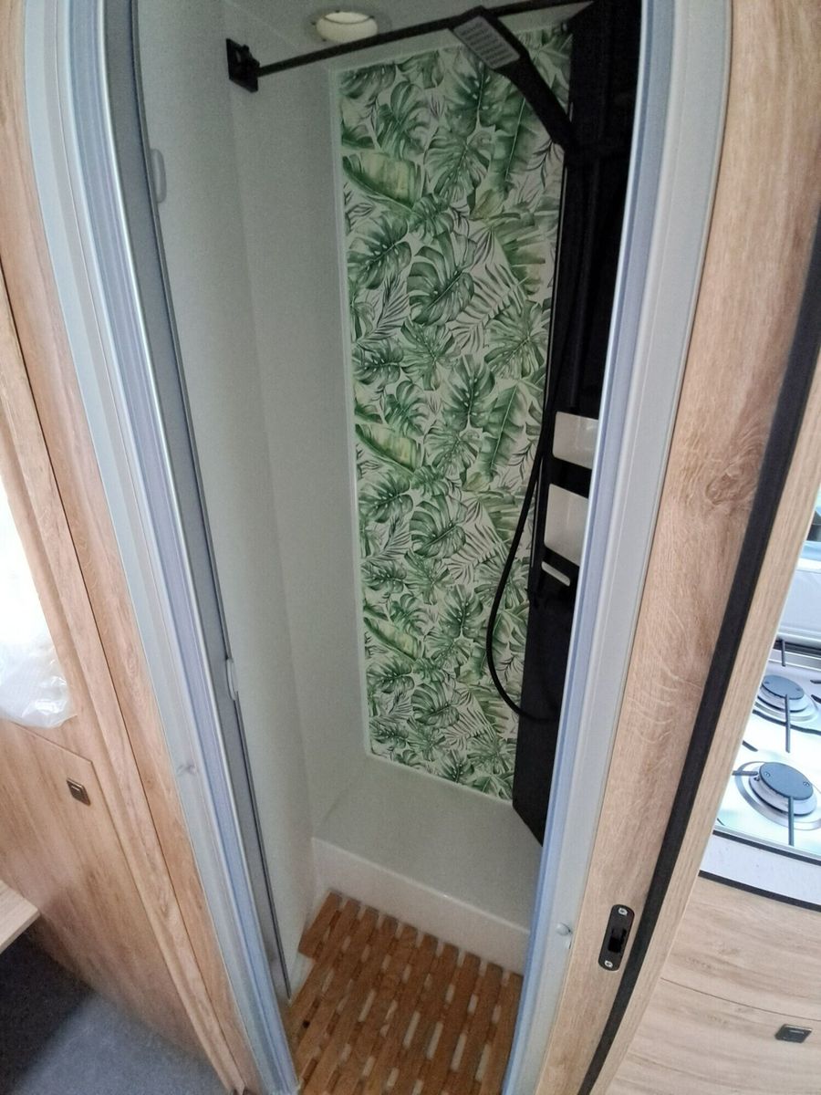 Fahrzeugabbildung Eura Mobil Integra Line IL 720 EF SAT, SOLAR, LUFTFEDERUNG