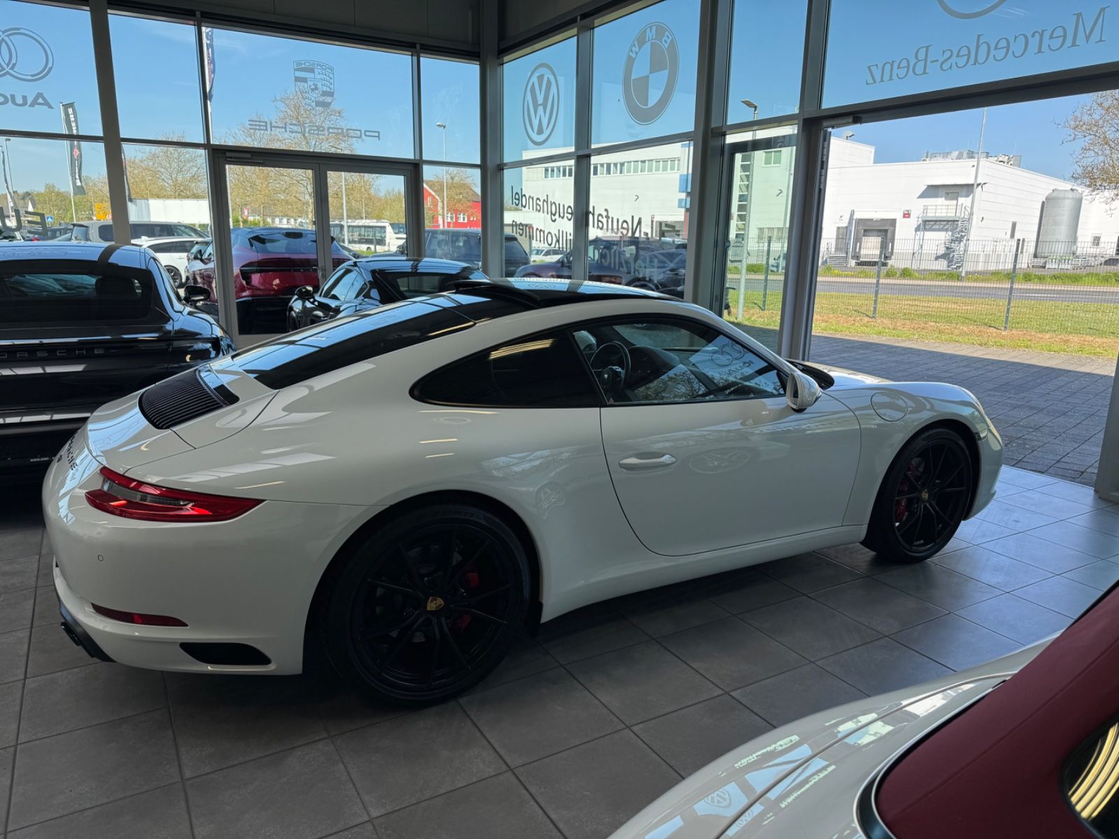 Fahrzeugabbildung Porsche 991/911 Carrera/Großes Glasdach/MWST ausweisbar