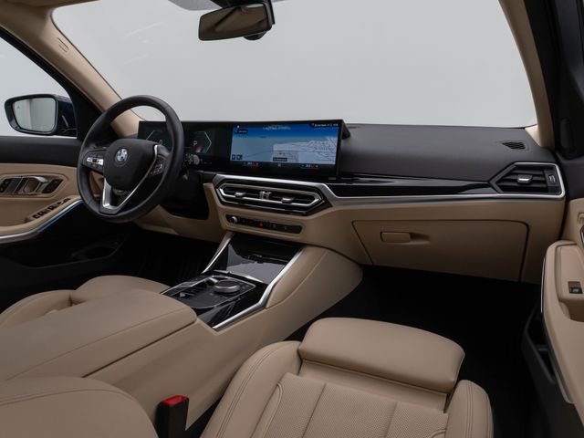 BMW 330, 2023 — 40