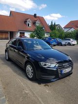 Audi A3 1.4 TFSI cod ultra Attraction Sportback A... - Audi A3 in München