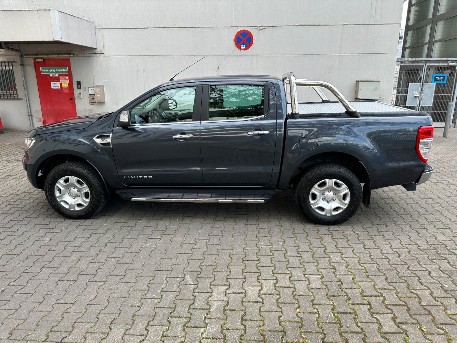 Ford Ranger 3.2 Limited Autom. Vollausstattung 2.Hd foto 2