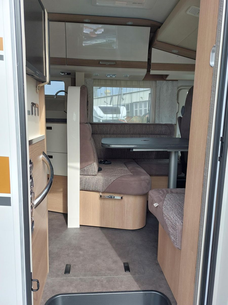 Fahrzeugabbildung Malibu I 460 KB LE comfort Automatik Markise AKTION
