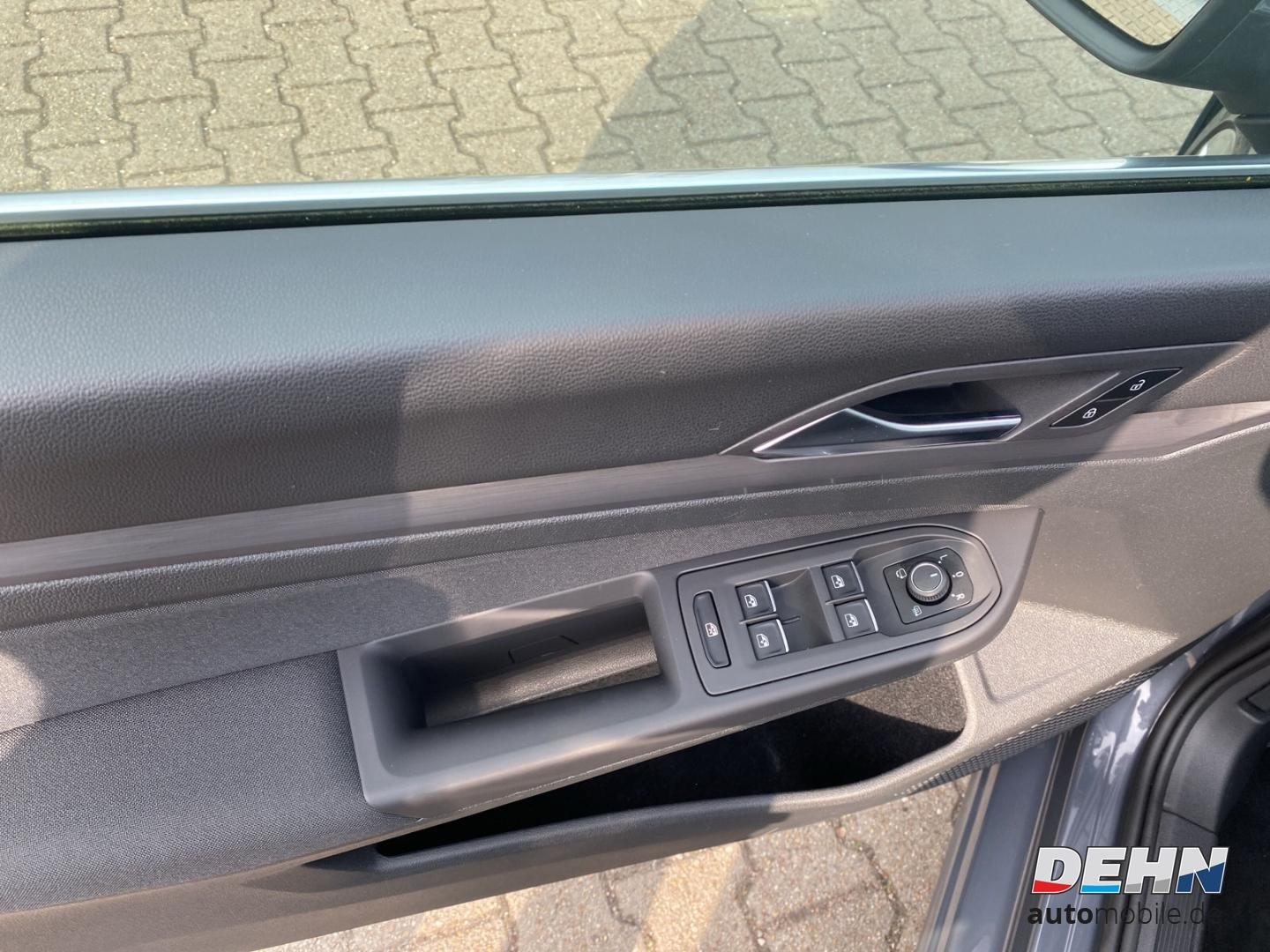 Volkswagen Golf 1.5 eTSI Style Matrix Pano Standh. AHK ACC, миниатюра 18