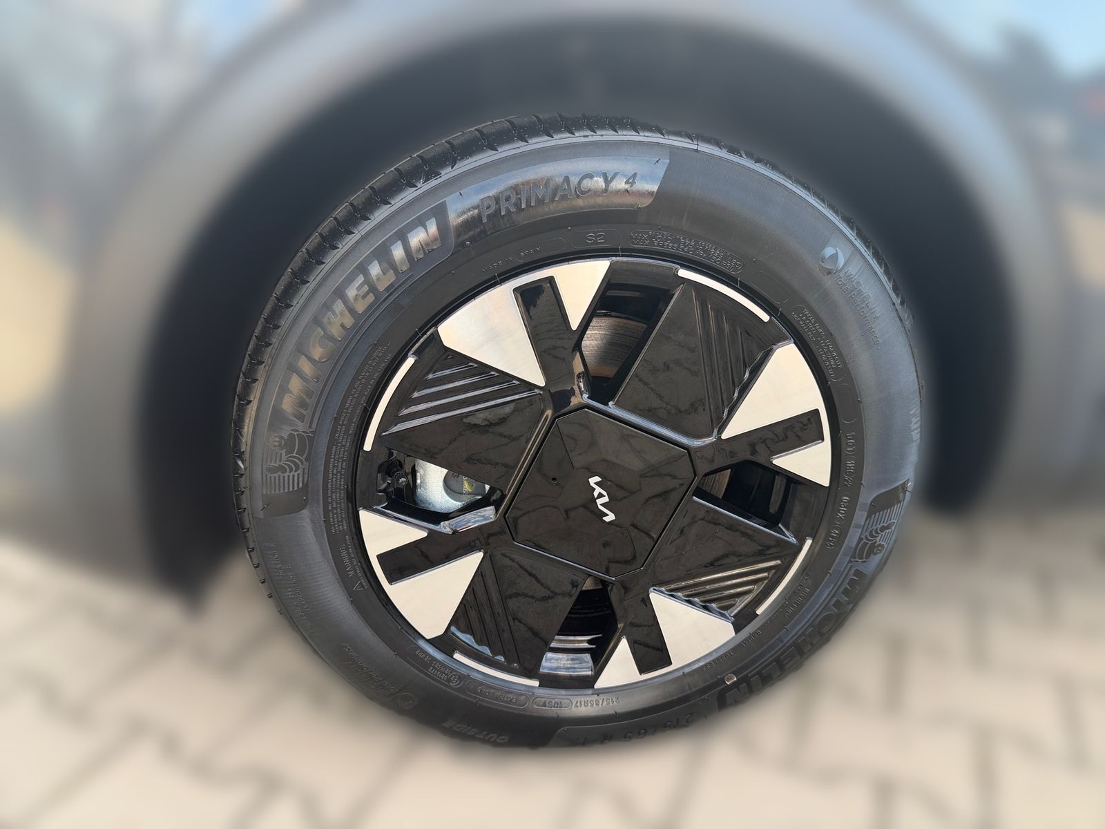 Fahrzeugabbildung Kia SPORTAGE 1.6T 2WD DCT Vision KOM Facelift