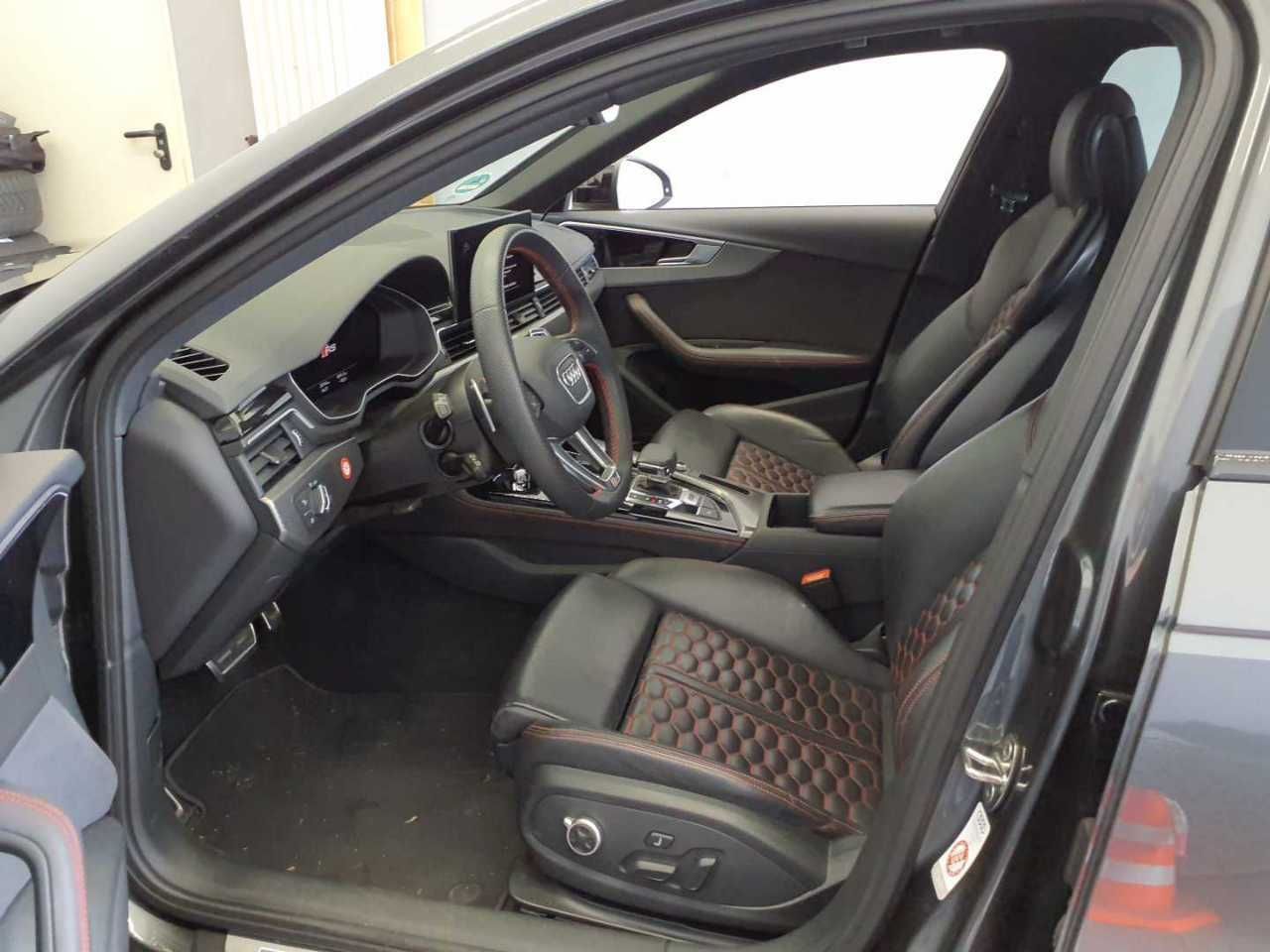 Audi RS4 - Bild 3