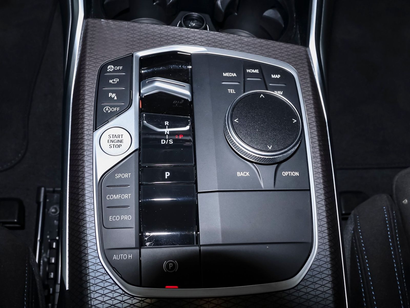 BMW 330 - Bild 11