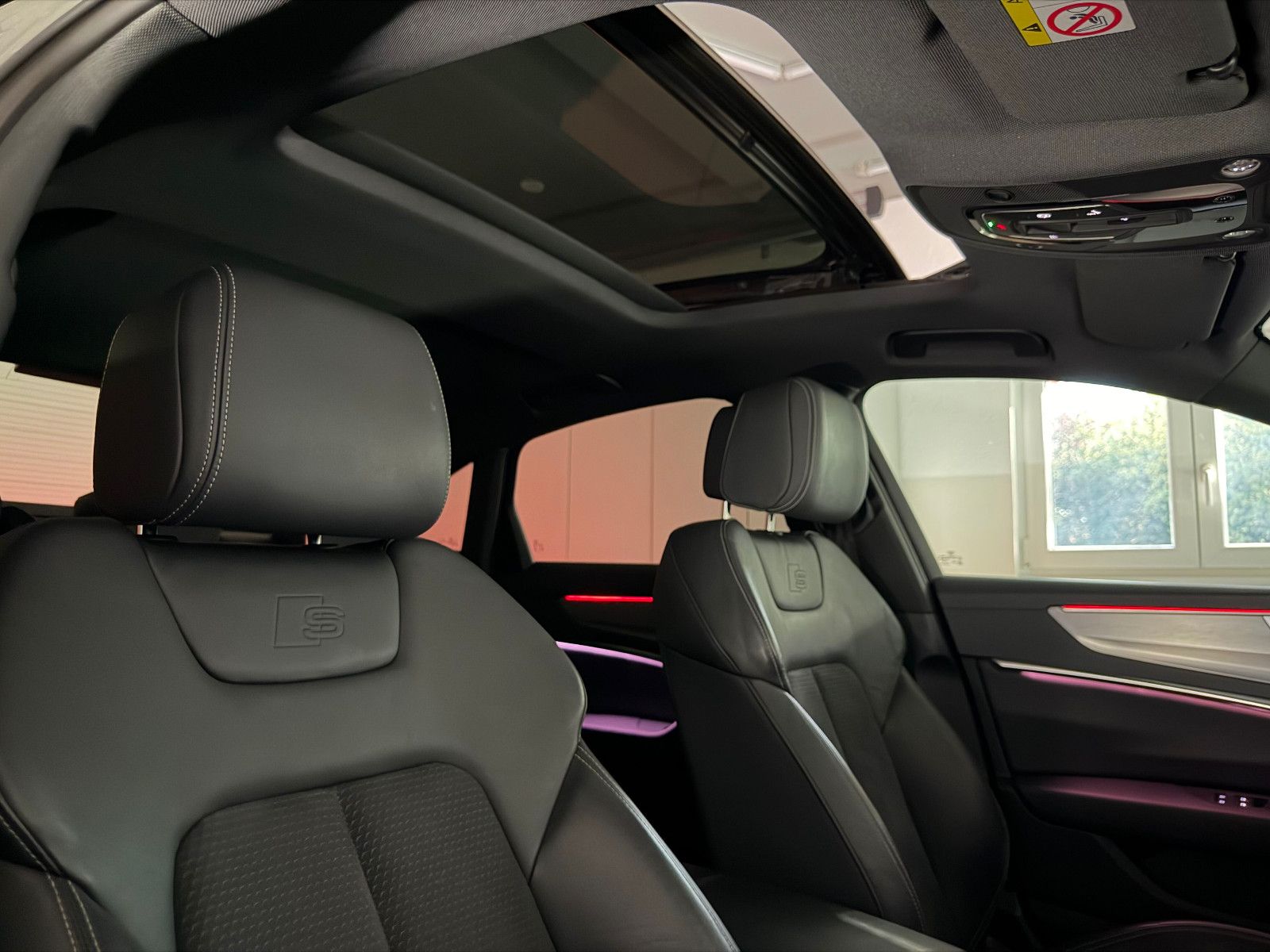 Fahrzeugabbildung Audi A6 Lim. 50 TDI Quattro S-LINE SPORT/HuD/ACC/PANO