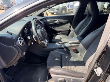 Mercedes CLA 200 Shooting Brake - 10