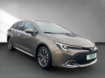 Toyota Corolla TS 1.8 Hybrid Team D *2xPDC*LED*SHZ*NAV*