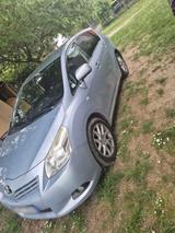 Toyota Verso 7 Sitz - Toyota Auris: Cabrio