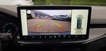 Fahrzeugabbildung Ford Focus Lim. ST-Line