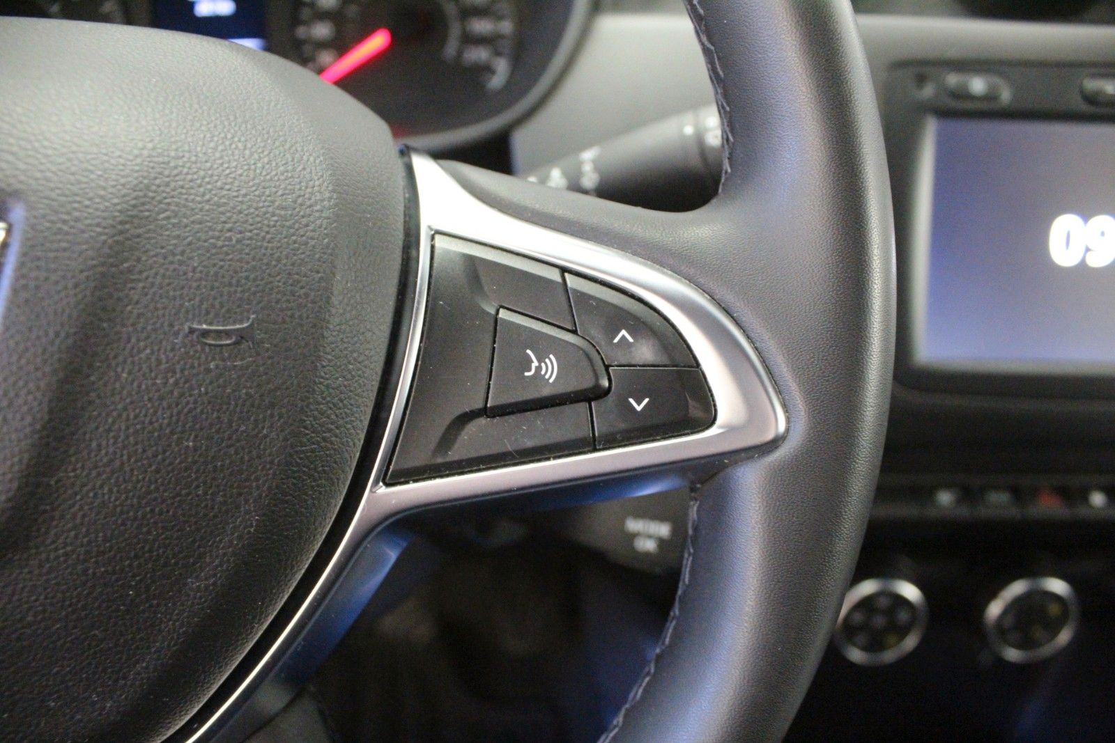 Fahrzeugabbildung Dacia Duster Sce 115 Prestige *Navigation *
