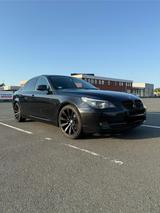BMW E60 525i LCI - BMW 525: E60 525i
