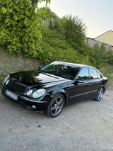 Mercedes-Benz Mercedes Benz E320 CDI 3.0l - Mercedes-Benz E 320 aus 2005: Cdi