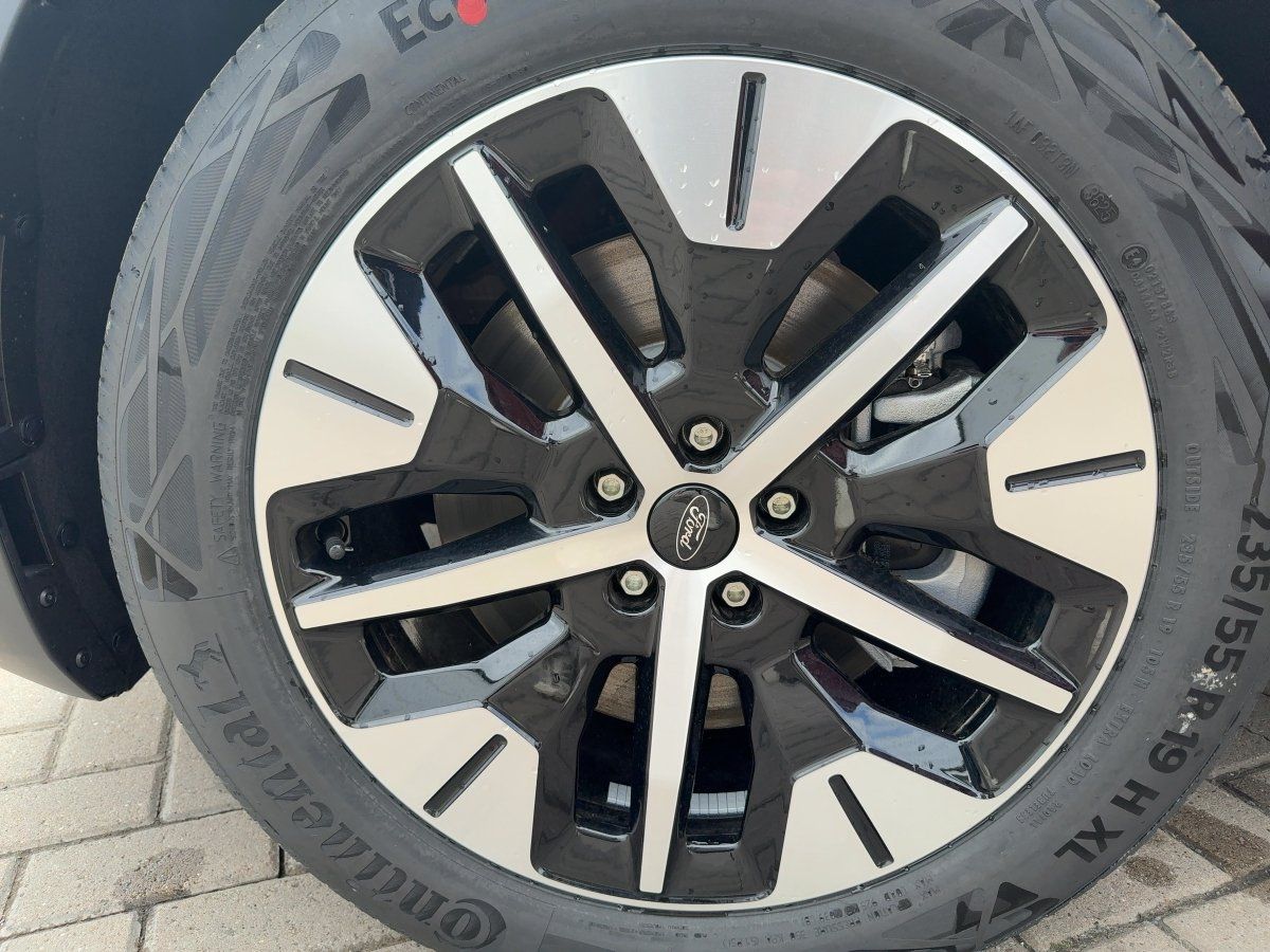Ford Explorer - Bild 12