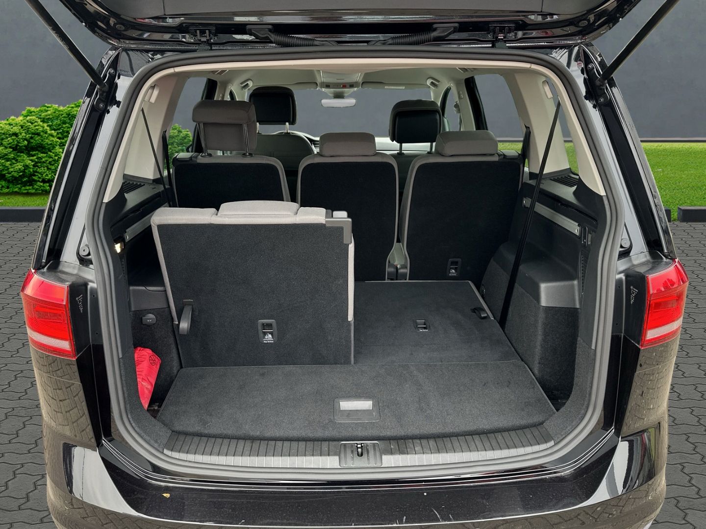 Touran 1.5 TSI Comfortline Navi Digitales Cockpi