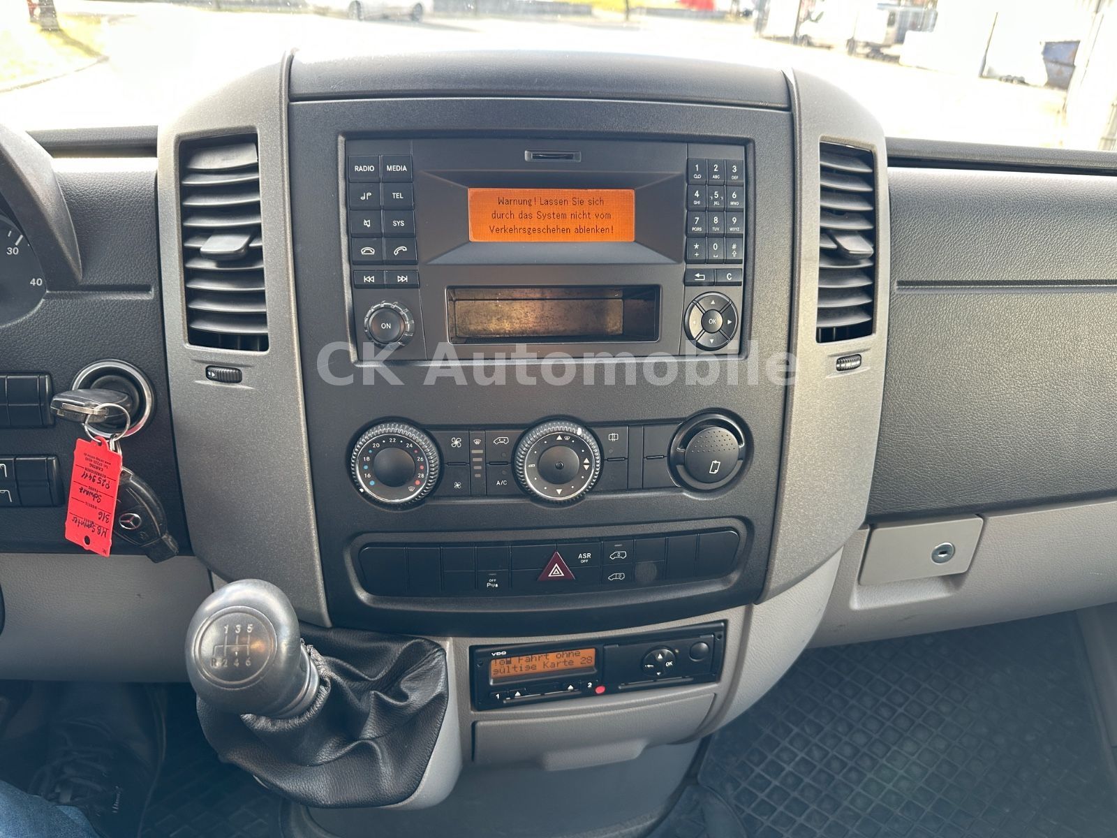 Fahrzeugabbildung Mercedes-Benz Sprinter II Kasten 316 CDI Mixto Maxi/ 5 Sitze