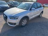Audi Q3 2.0 TFSI Quattro Tüv/Insp Neu - Audi Q3: Velours, Berganfahrassistent, Geländewagen