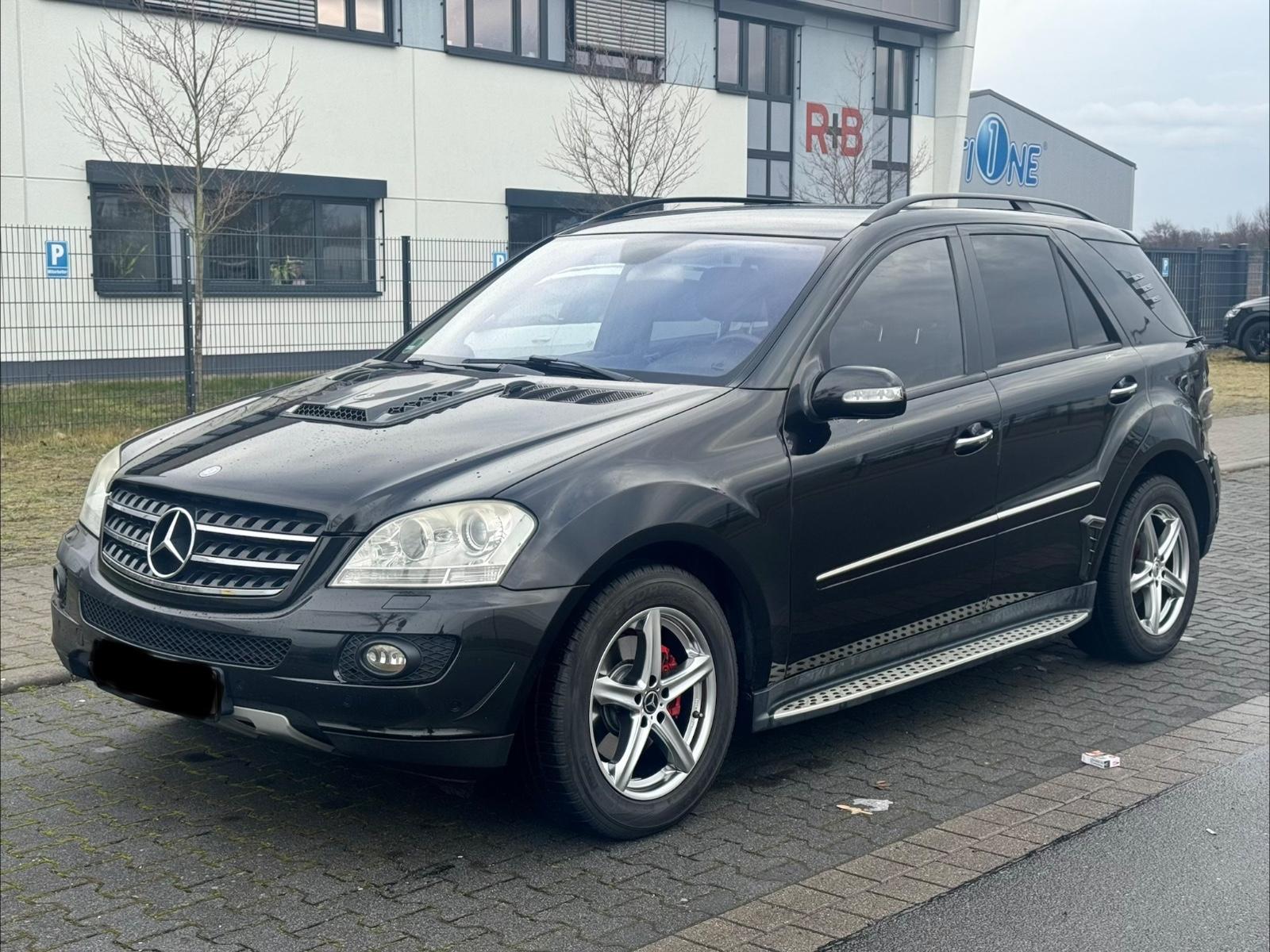 Mercedes-Benz ML 320 ML ML 320 CDI*