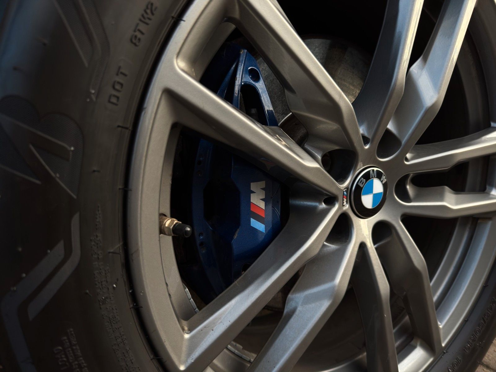 Fahrzeugabbildung BMW X3 M40i Pano/HUD/Bhz.Sport.Lenkrad/Elektr.Sitze