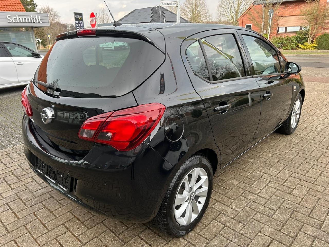 Fahrzeugabbildung Opel Corsa E Active