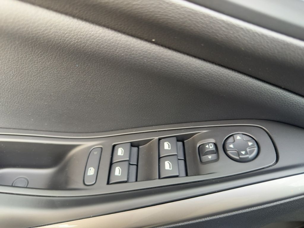 Fahrzeugabbildung Opel Grandland GS MATRIX NAVI 360 Grad-Kamera