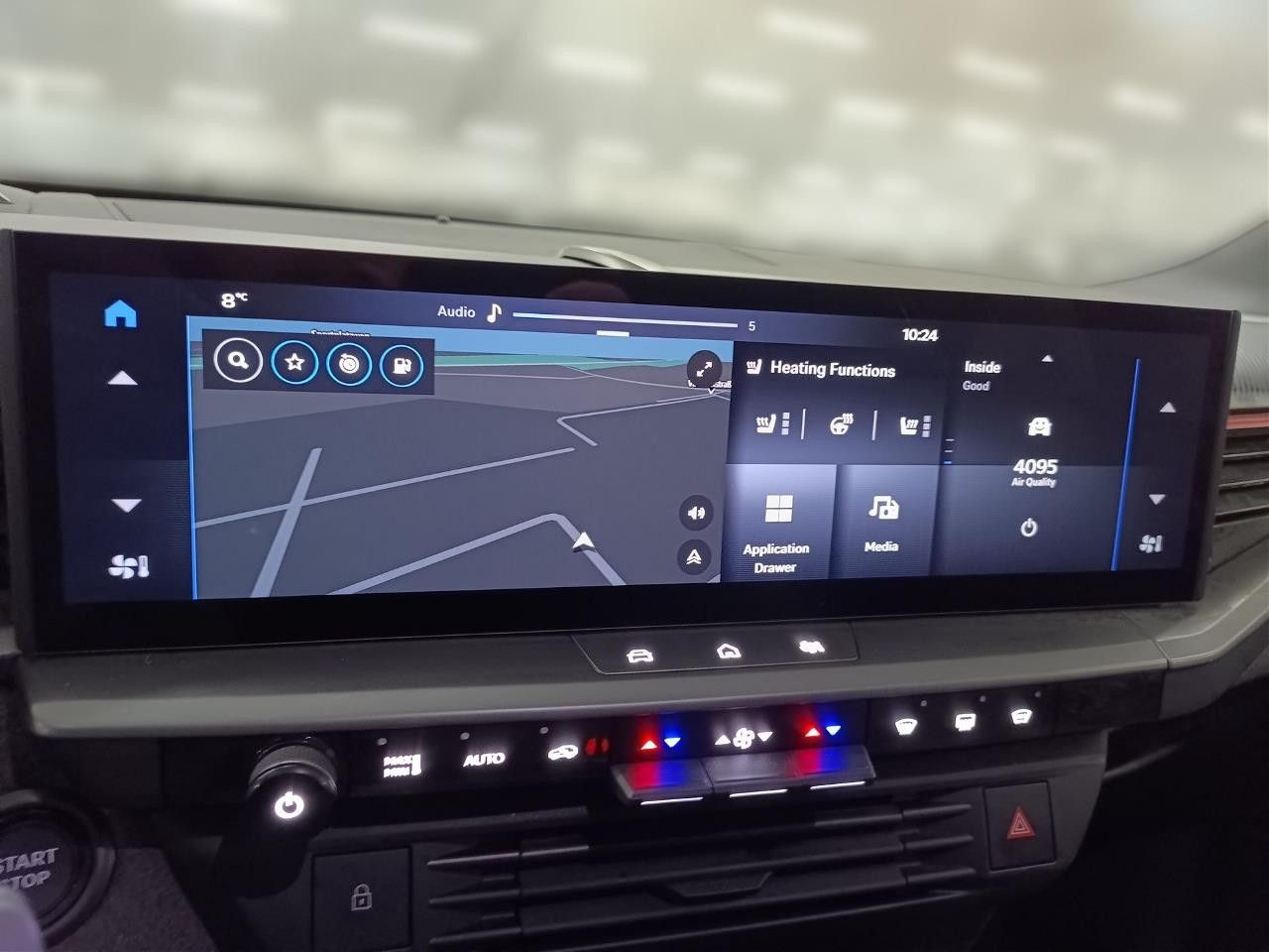 Fahrzeugabbildung Opel Grandland GS MHEV AT+HeadUp+Navi+elektr. Heckkla
