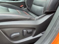 Fahrzeugabbildung Arkana E-TECH 145 R.S.LINE Autobahnas, Color-Pak