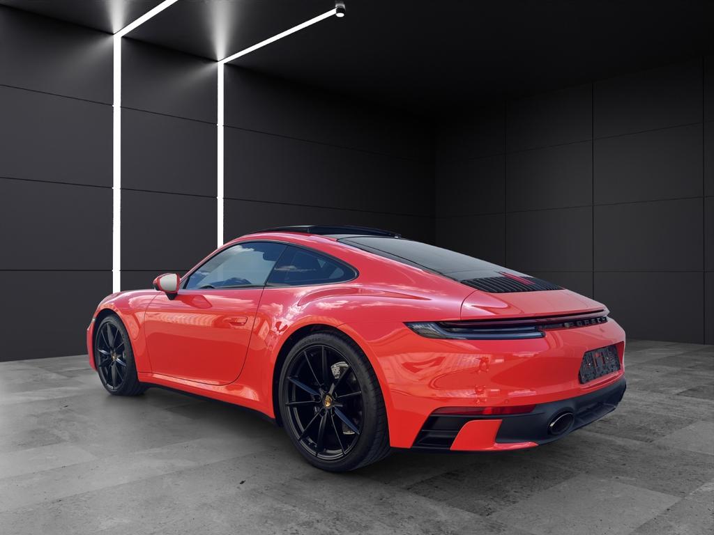 Porsche 992