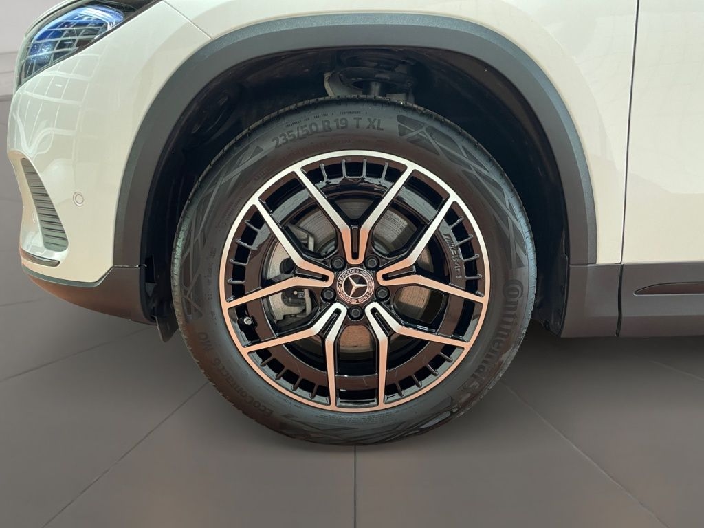 Mercedes-Benz EQA 300 4matic Progressive AMG MBUX Progressive foto 7