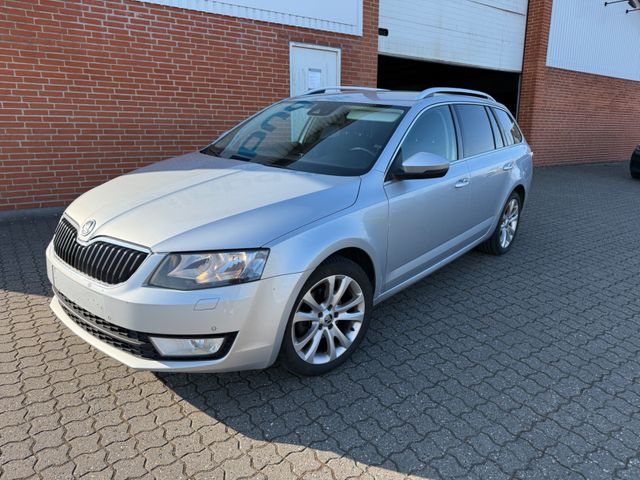 Skoda Octavia Combi Elegance, Runs 100 Procent